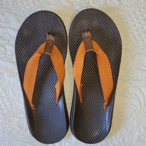 - Chaco flip flops
